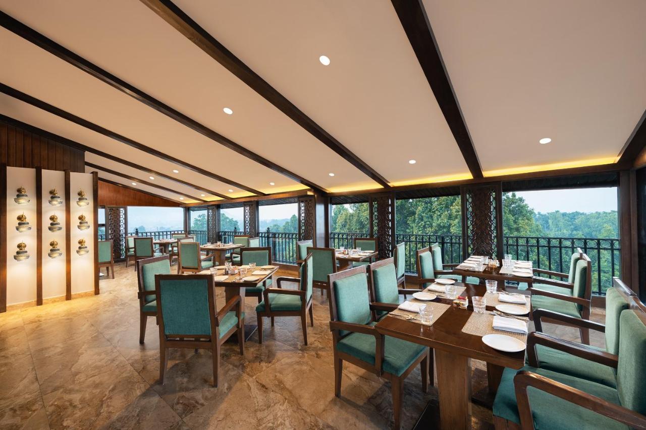 ホテル Golden Tulip Srinagar エクステリア 写真